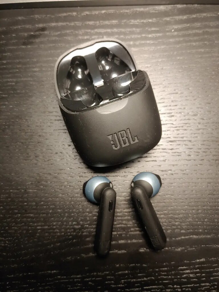 JBL Bluetooth Kulaklik
